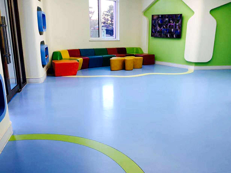 學校的無機涂料是一底幾面呢？